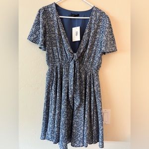 Boutique blue and white dress nwt Large